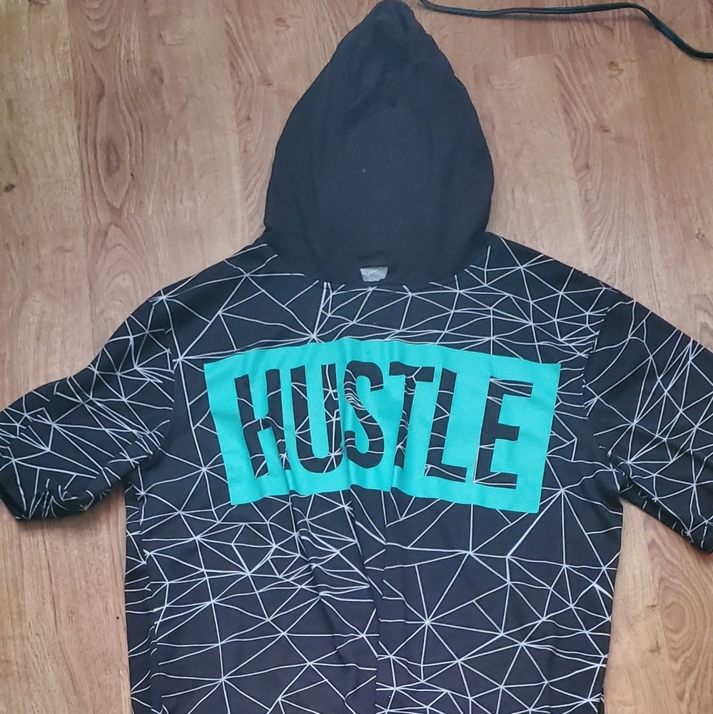 Short sleeve hoodie shirt XL